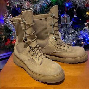 Rocky US 4.5 W 790G Gore-Tex Vibram Tan Temperate Weather Army Combat Boots